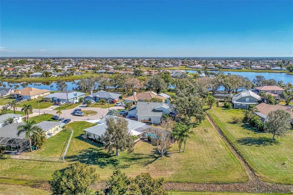 待售: $350,000 (2 贝兹, 2 浴室, 1788 平方英尺)