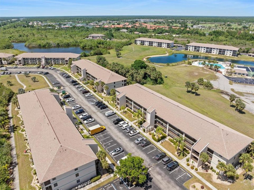 待售: $160,000 (2 贝兹, 2 浴室, 1228 平方英尺)