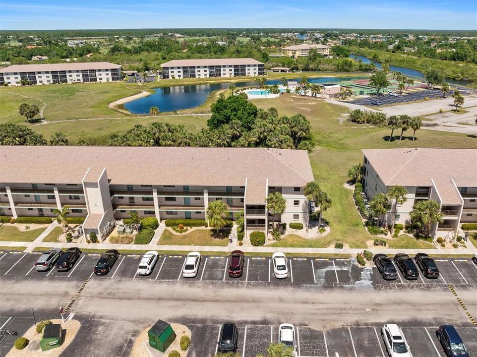 待售: $160,000 (2 贝兹, 2 浴室, 1228 平方英尺)