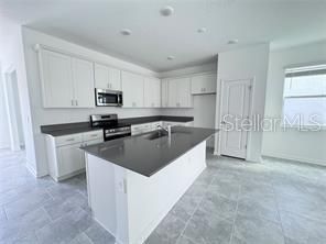 En Renta: $2,500 (3 camas, 2 baños, 2128 Pies cuadrados)