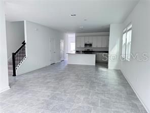 En Renta: $2,500 (3 camas, 2 baños, 2128 Pies cuadrados)