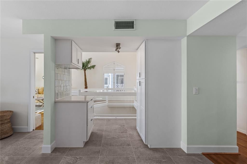 На продажу: $785,000 (3 спален, 2 ванн, 2541 Квадратных фут)