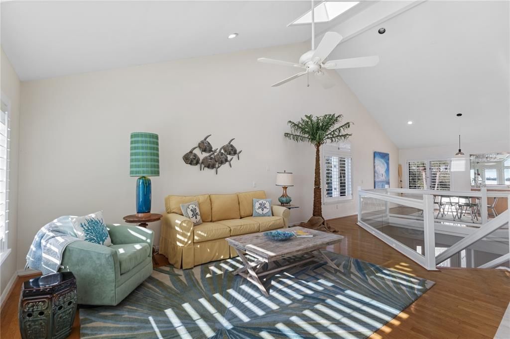 На продажу: $785,000 (3 спален, 2 ванн, 2541 Квадратных фут)