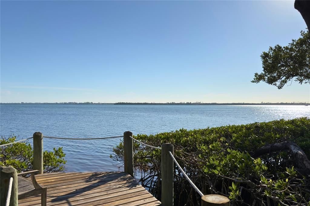 На продажу: $785,000 (3 спален, 2 ванн, 2541 Квадратных фут)