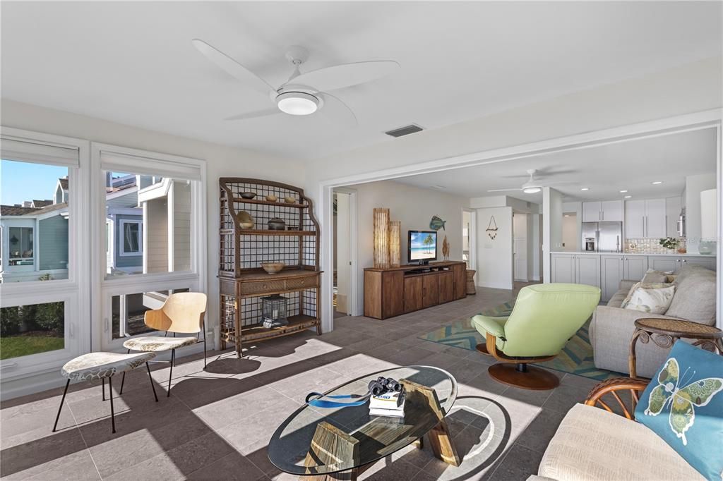 На продажу: $785,000 (3 спален, 2 ванн, 2541 Квадратных фут)