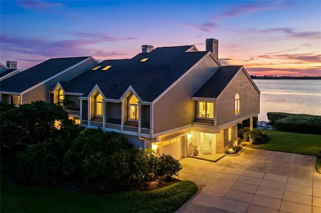 На продажу: $785,000 (3 спален, 2 ванн, 2541 Квадратных фут)