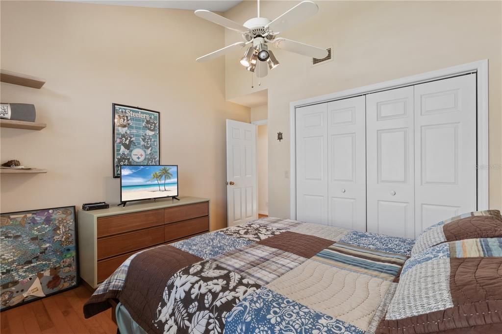 На продажу: $785,000 (3 спален, 2 ванн, 2541 Квадратных фут)