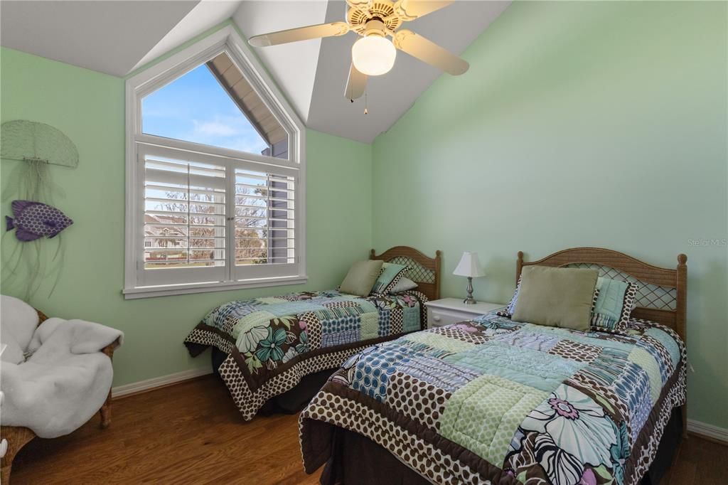 На продажу: $785,000 (3 спален, 2 ванн, 2541 Квадратных фут)