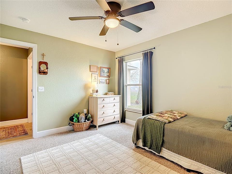 На продажу: $340,000 (3 спален, 2 ванн, 1771 Квадратных фут)