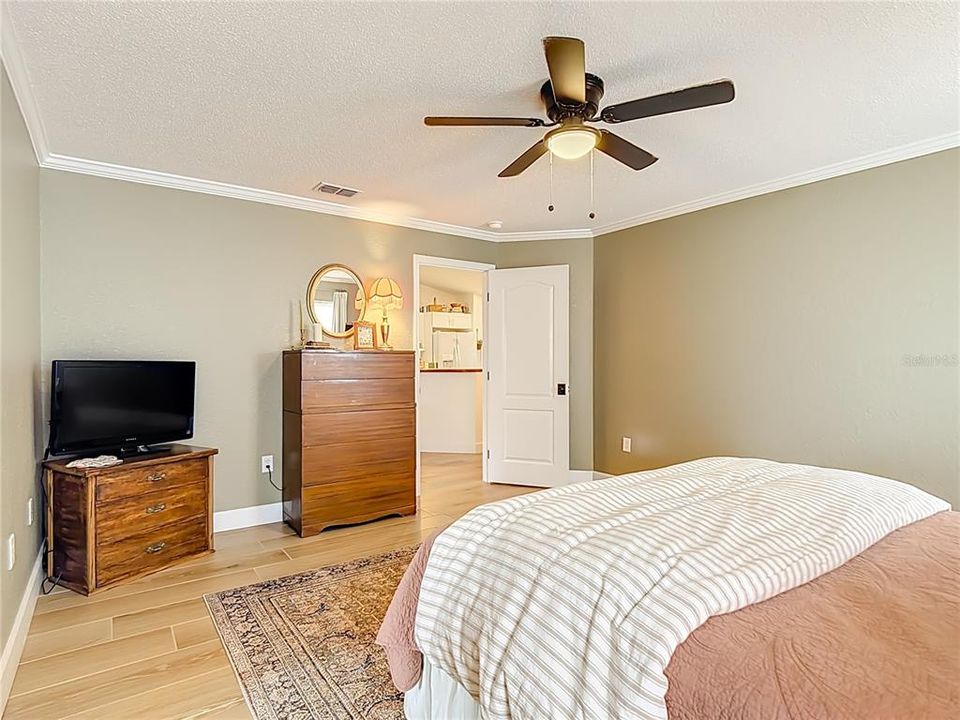 На продажу: $340,000 (3 спален, 2 ванн, 1771 Квадратных фут)