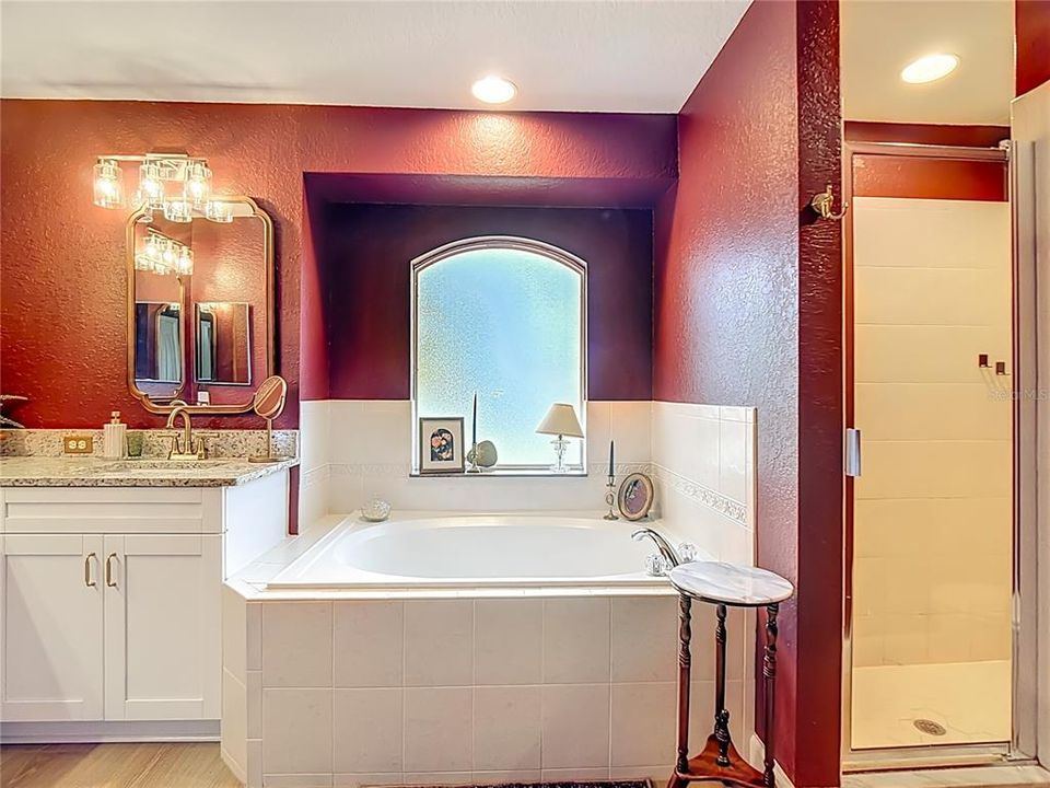 На продажу: $340,000 (3 спален, 2 ванн, 1771 Квадратных фут)