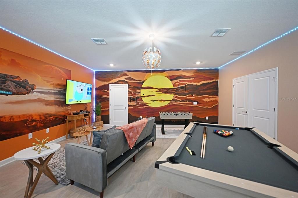 En Venta: $949,000 (8 camas, 5 baños, 4289 Pies cuadrados)