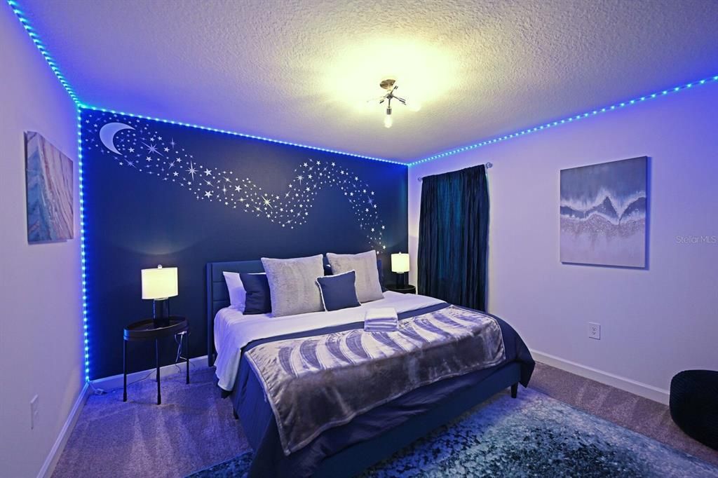 En Venta: $949,000 (8 camas, 5 baños, 4289 Pies cuadrados)