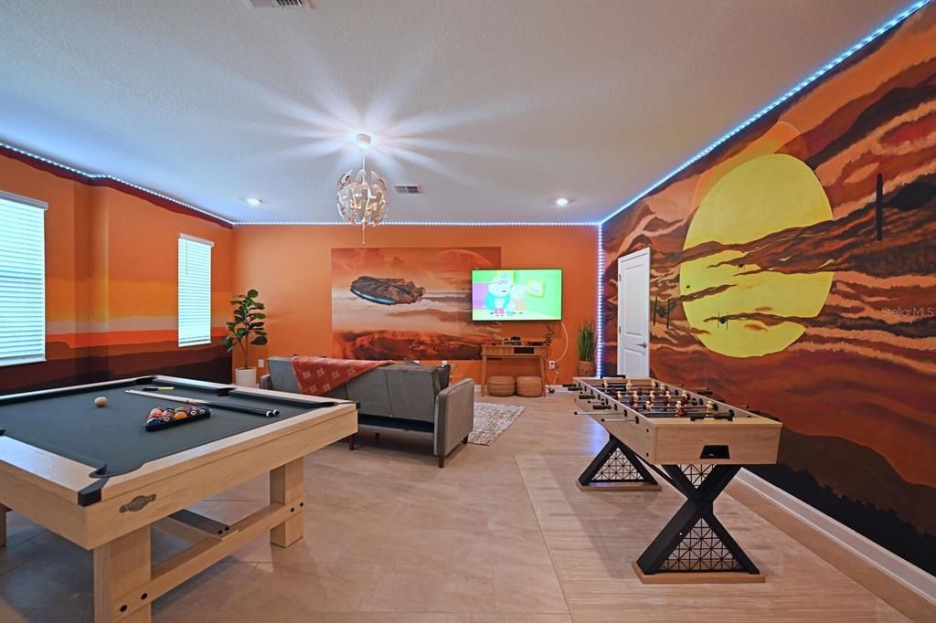 En Venta: $949,000 (8 camas, 5 baños, 4289 Pies cuadrados)