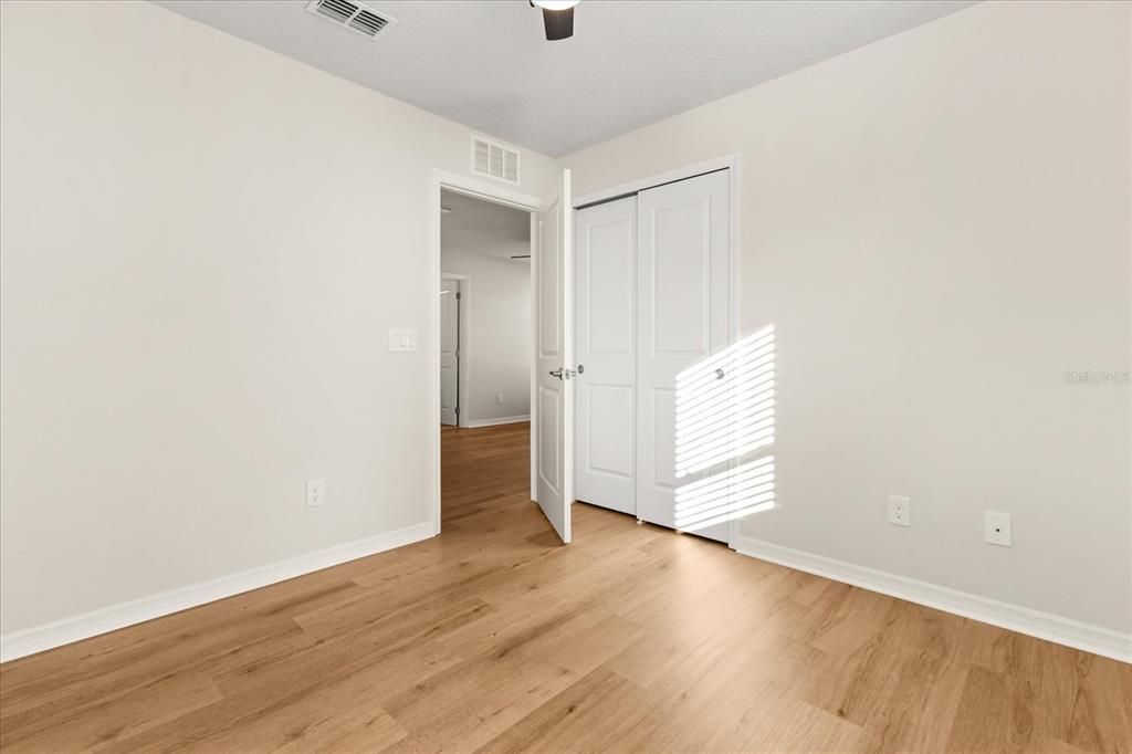 For Sale: $465,000 (3 beds, 3 baths, 2093 Square Feet)