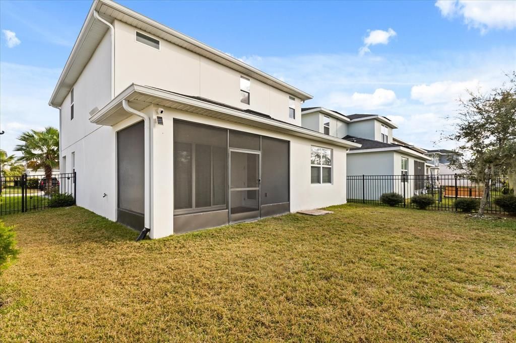 For Sale: $465,000 (3 beds, 3 baths, 2093 Square Feet)