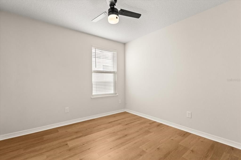 For Sale: $465,000 (3 beds, 3 baths, 2093 Square Feet)