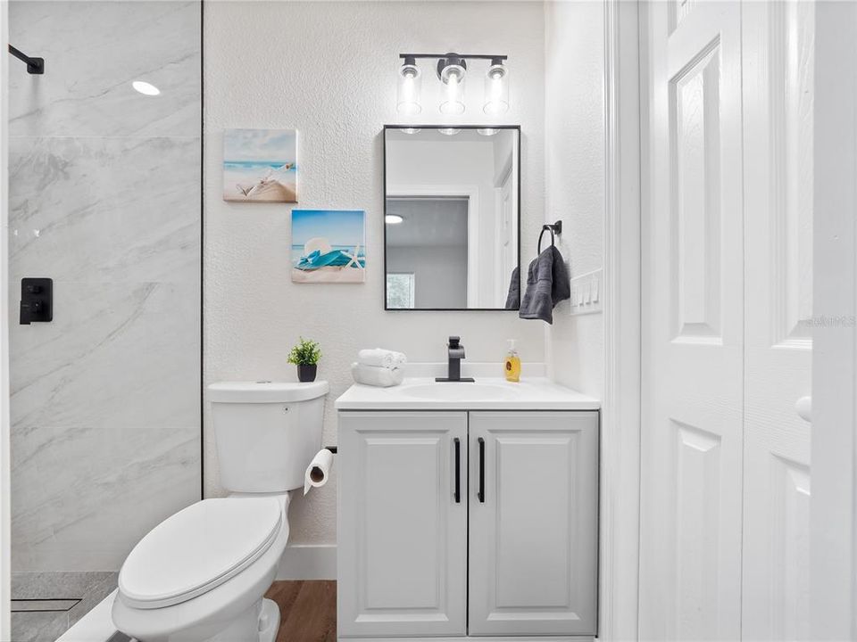 待售: $244,900 (3 贝兹, 2 浴室, 1215 平方英尺)