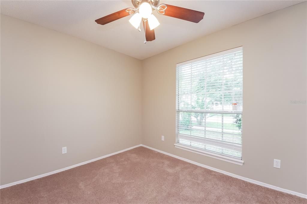 В аренду: $2,145 (3 спален, 2 ванн, 1307 Квадратных фут)