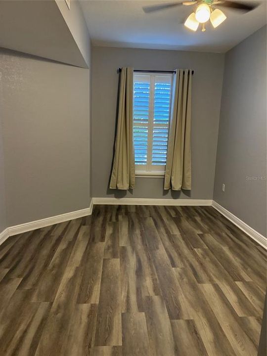 出租: $1,975 (1 贝兹, 1 浴室, 760 平方英尺)