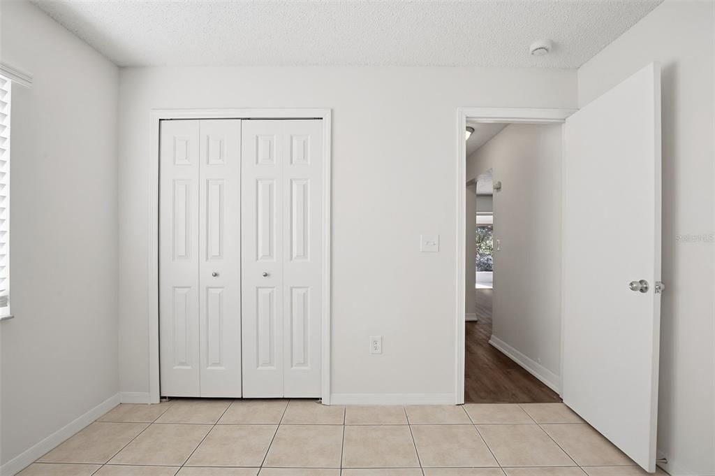 For Sale: $289,900 (3 beds, 2 baths, 1465 Square Feet)