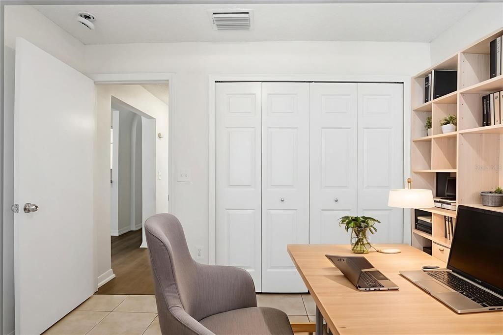 For Sale: $289,900 (3 beds, 2 baths, 1465 Square Feet)