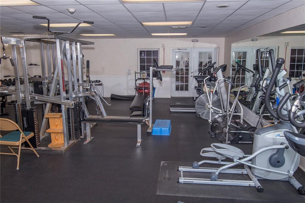 待售: $254,900 (2 贝兹, 2 浴室, 1719 平方英尺)