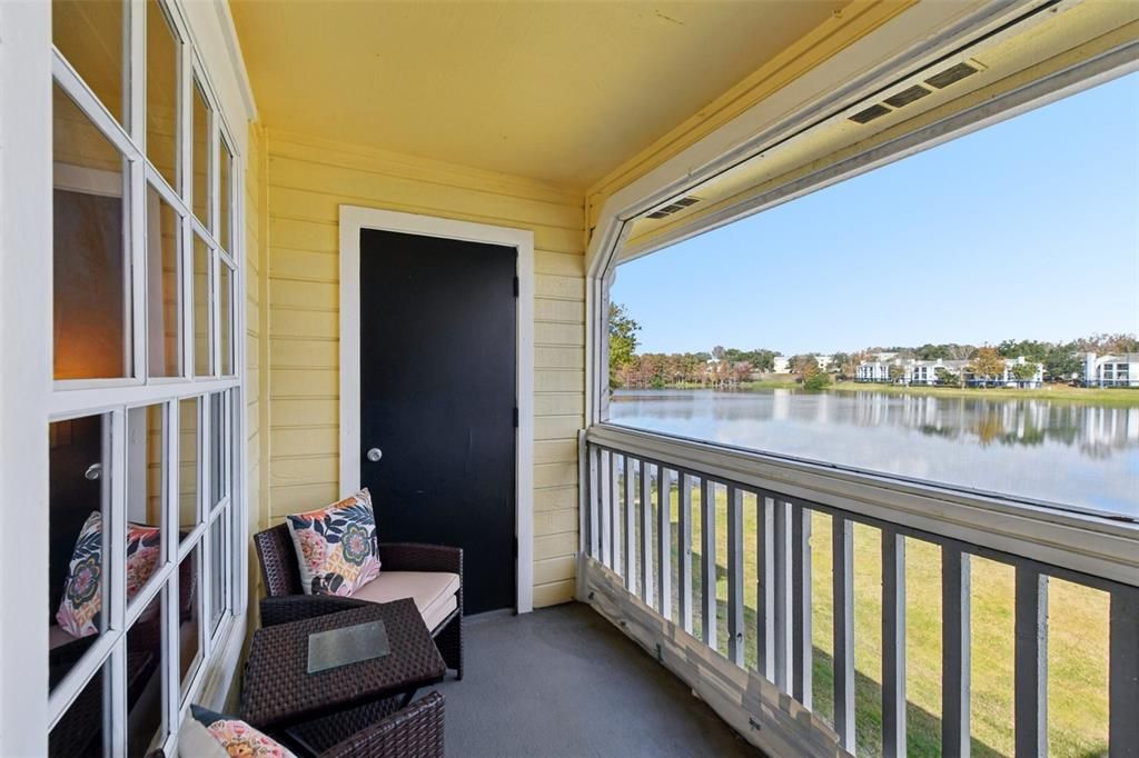 For Sale: $160,000 (2 beds, 2 baths, 934 Square Feet)