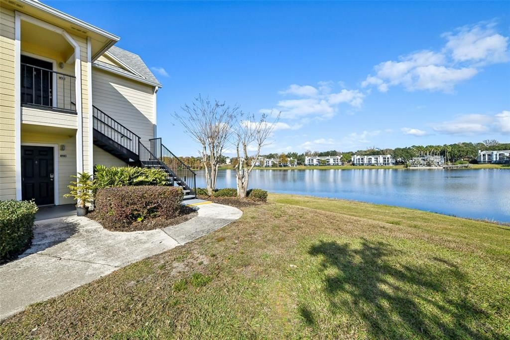 For Sale: $160,000 (2 beds, 2 baths, 934 Square Feet)