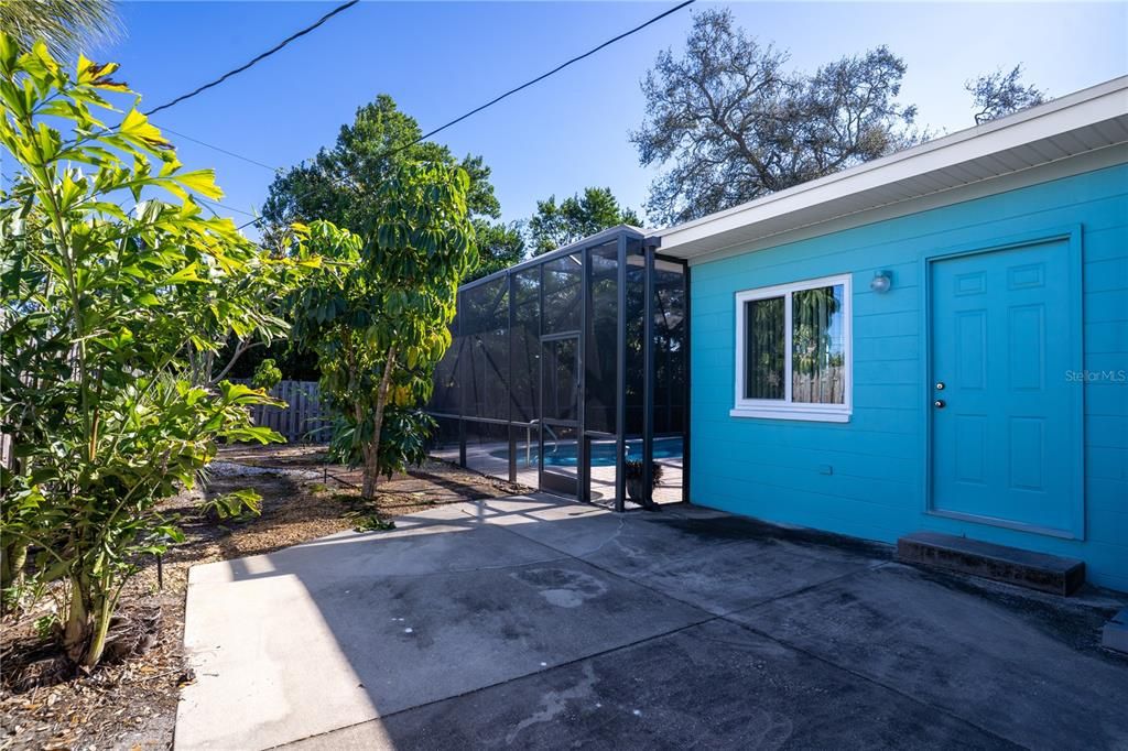 На продажу: $449,000 (2 спален, 2 ванн, 1464 Квадратных фут)