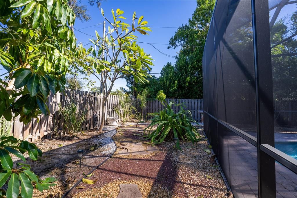 На продажу: $449,000 (2 спален, 2 ванн, 1464 Квадратных фут)