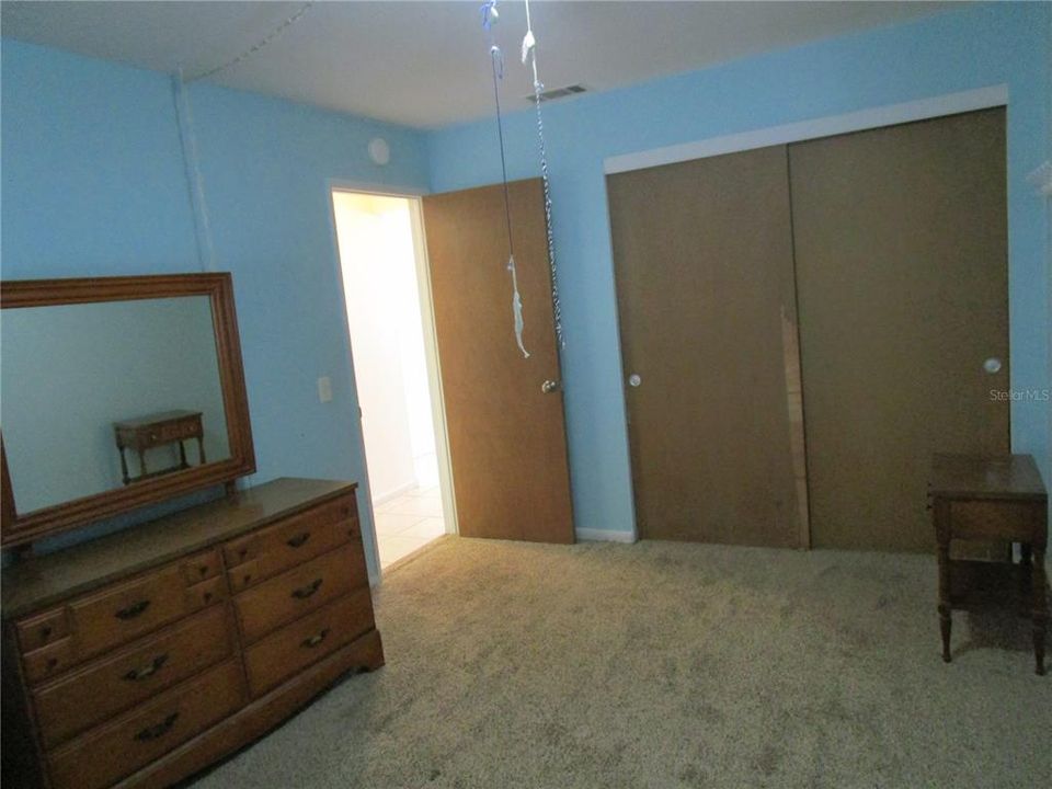 待售: $69,000 (1 贝兹, 1 浴室, 545 平方英尺)