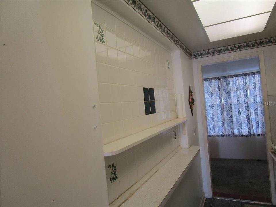 待售: $69,000 (1 贝兹, 1 浴室, 545 平方英尺)