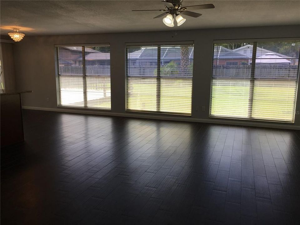 En Renta: $2,400 (3 camas, 2 baños, 1709 Pies cuadrados)