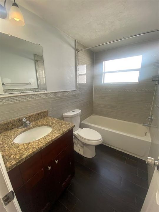 En Renta: $2,400 (3 camas, 2 baños, 1709 Pies cuadrados)