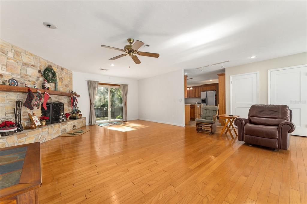 For Sale: $723,000 (4 beds, 3 baths, 3293 Square Feet)