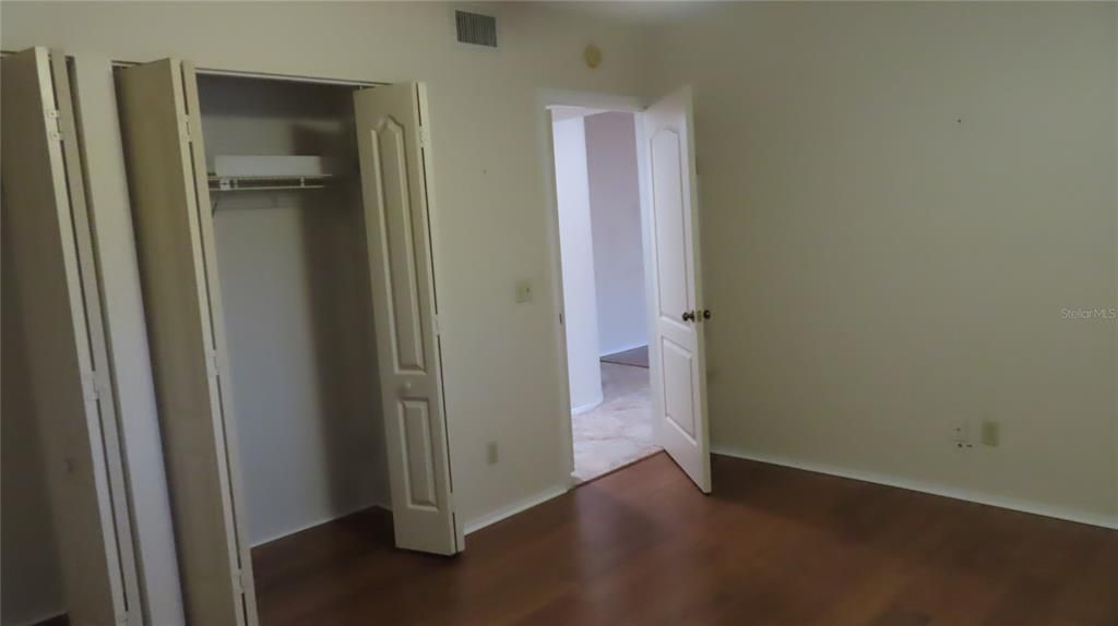 For Sale: $222,000 (2 beds, 2 baths, 1210 Square Feet)