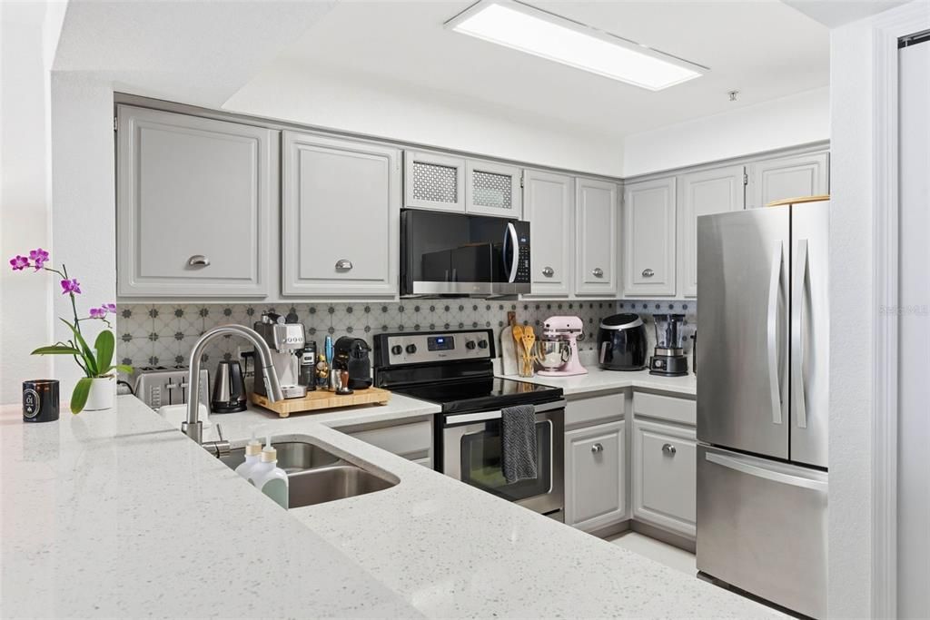 For Sale: $268,000 (2 beds, 2 baths, 1488 Square Feet)