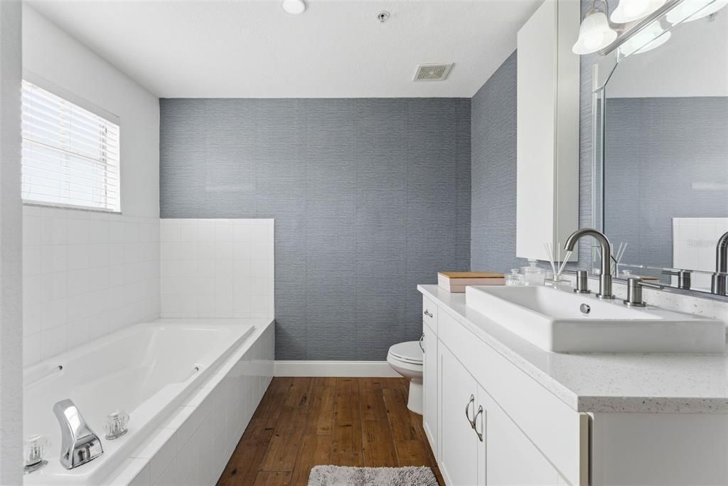 For Sale: $268,000 (2 beds, 2 baths, 1488 Square Feet)