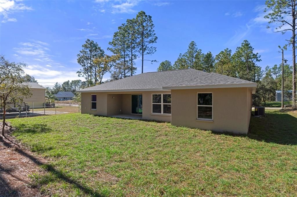 На продажу: $269,900 (3 спален, 3 ванн, 1462 Квадратных фут)