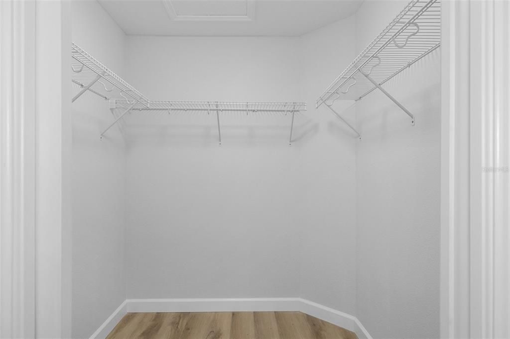 На продажу: $269,900 (3 спален, 3 ванн, 1462 Квадратных фут)