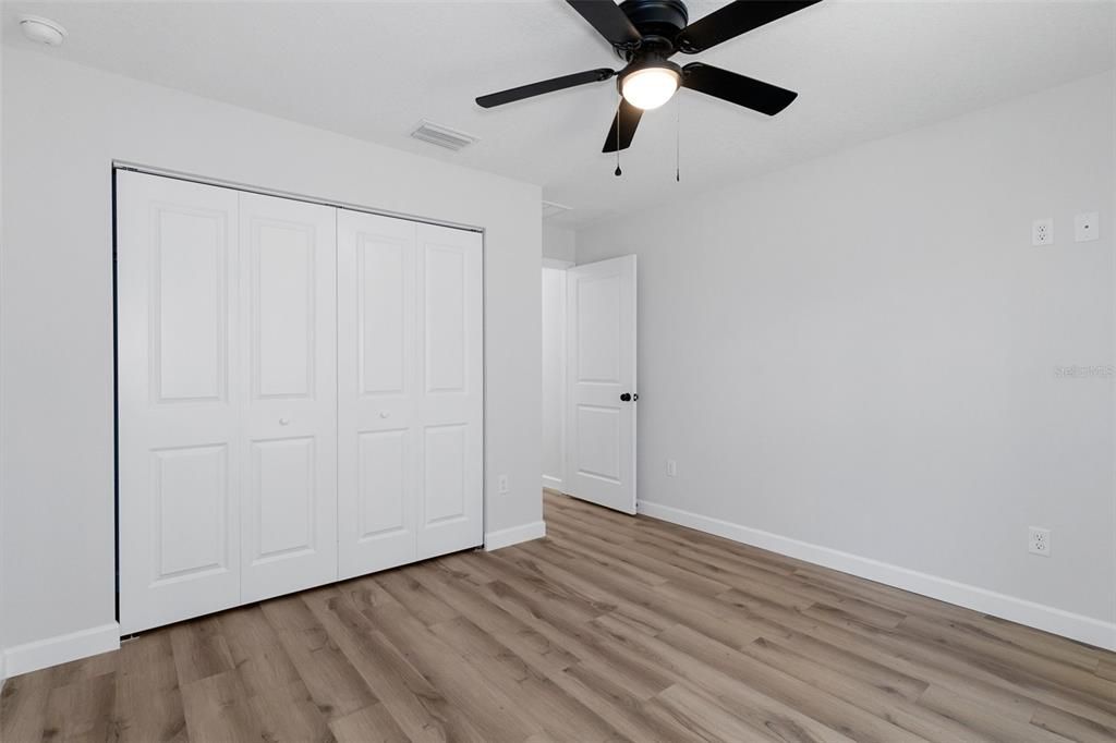 На продажу: $269,900 (3 спален, 3 ванн, 1462 Квадратных фут)