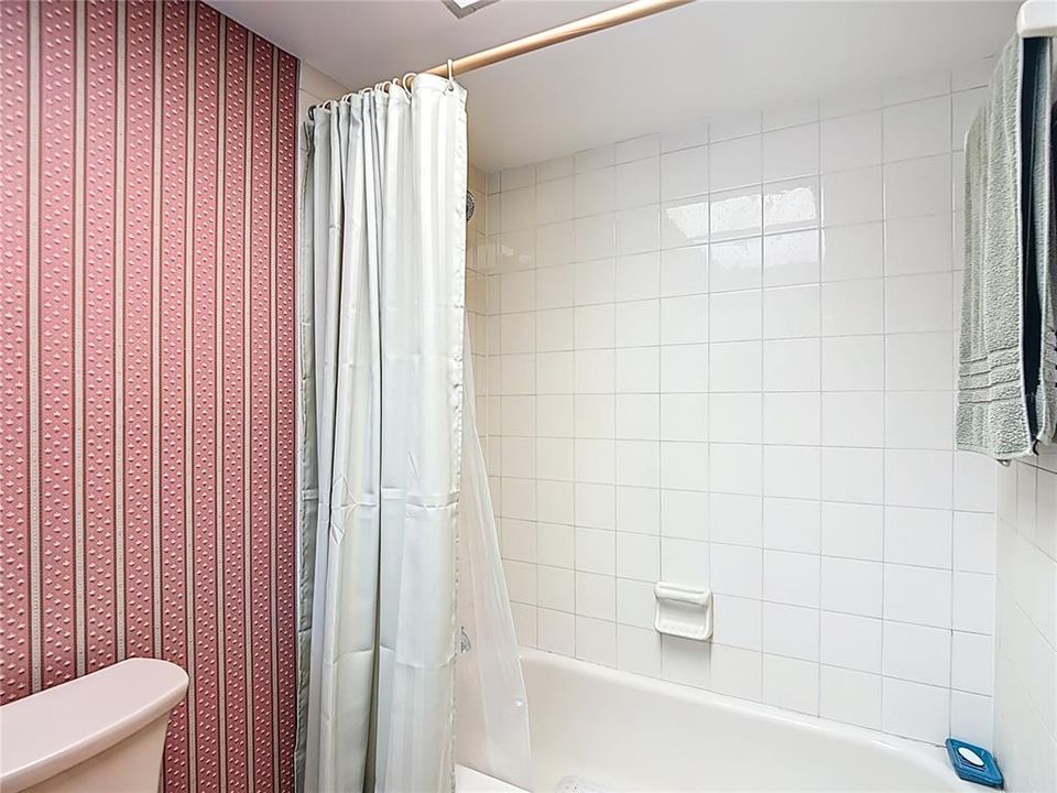 En Venta: $300,000 (2 camas, 2 baños, 1621 Pies cuadrados)