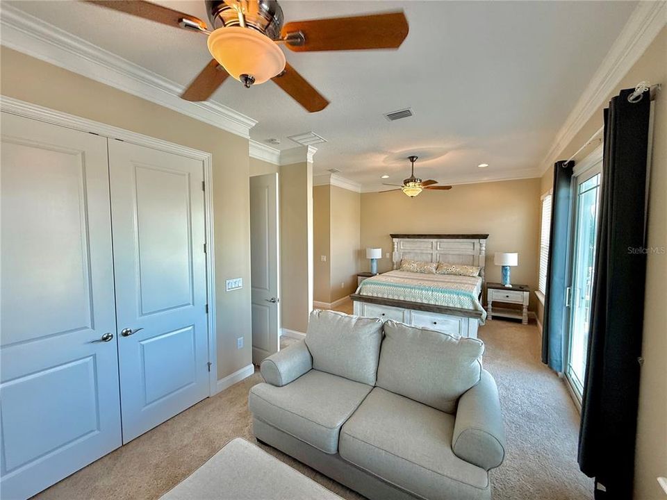 На продажу: $949,000 (3 спален, 3 ванн, 3118 Квадратных фут)