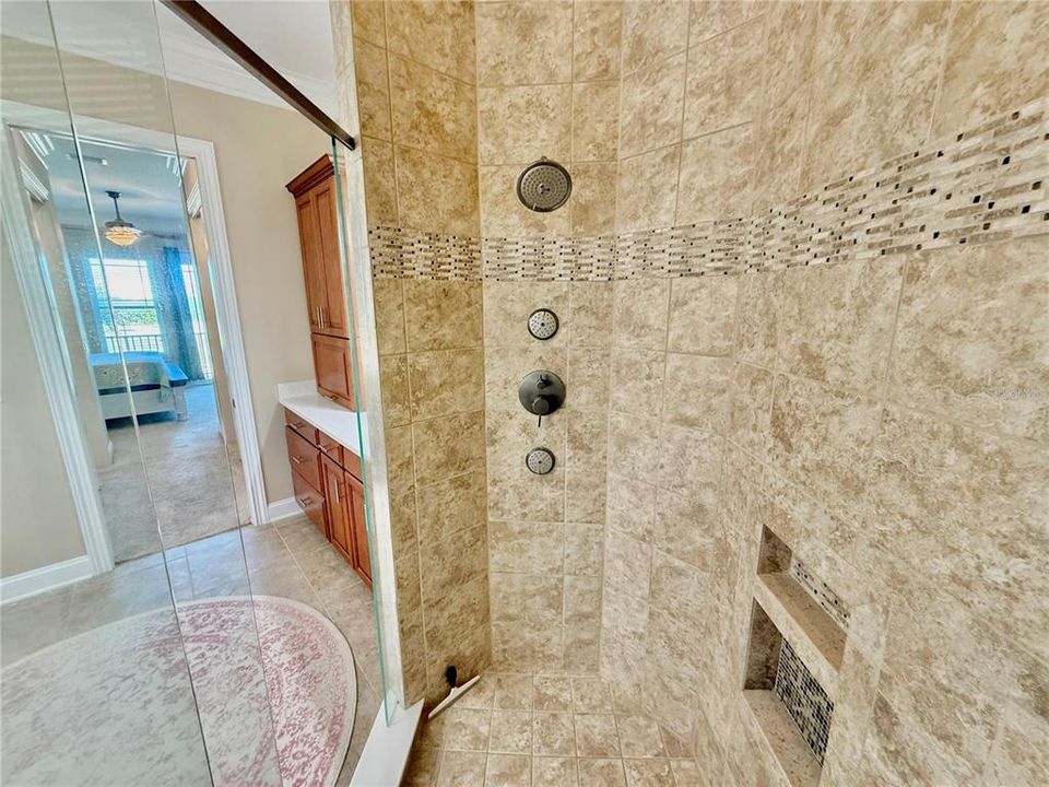 На продажу: $949,000 (3 спален, 3 ванн, 3118 Квадратных фут)