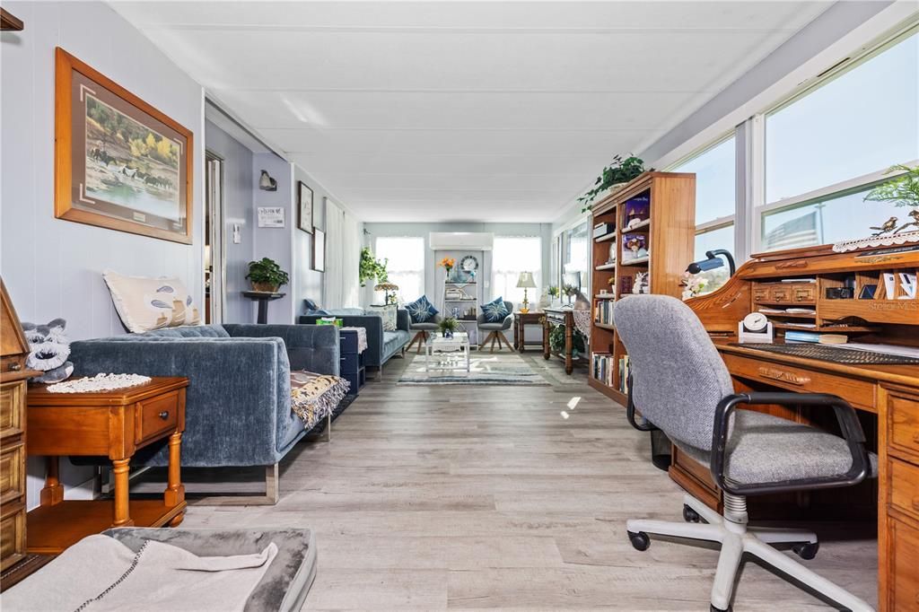 For Sale: $149,000 (3 beds, 1 baths, 1404 Square Feet)