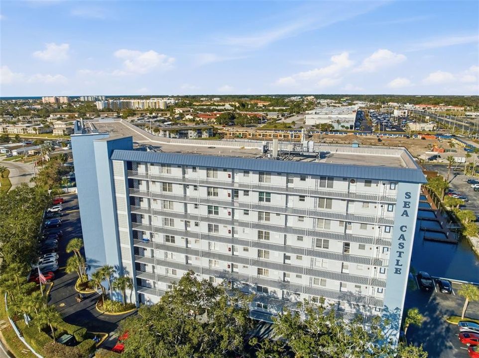 For Sale: $155,000 (2 beds, 2 baths, 959 Square Feet)