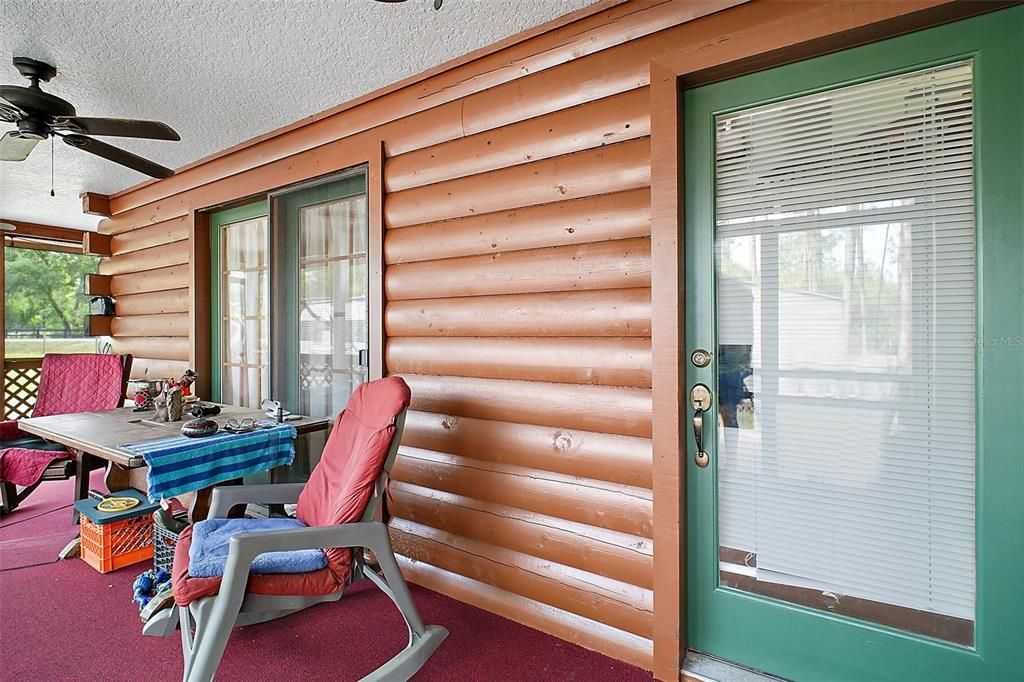 For Sale: $445,000 (3 beds, 2 baths, 1943 Square Feet)