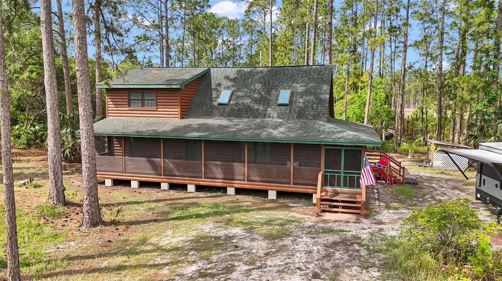 For Sale: $445,000 (3 beds, 2 baths, 1943 Square Feet)