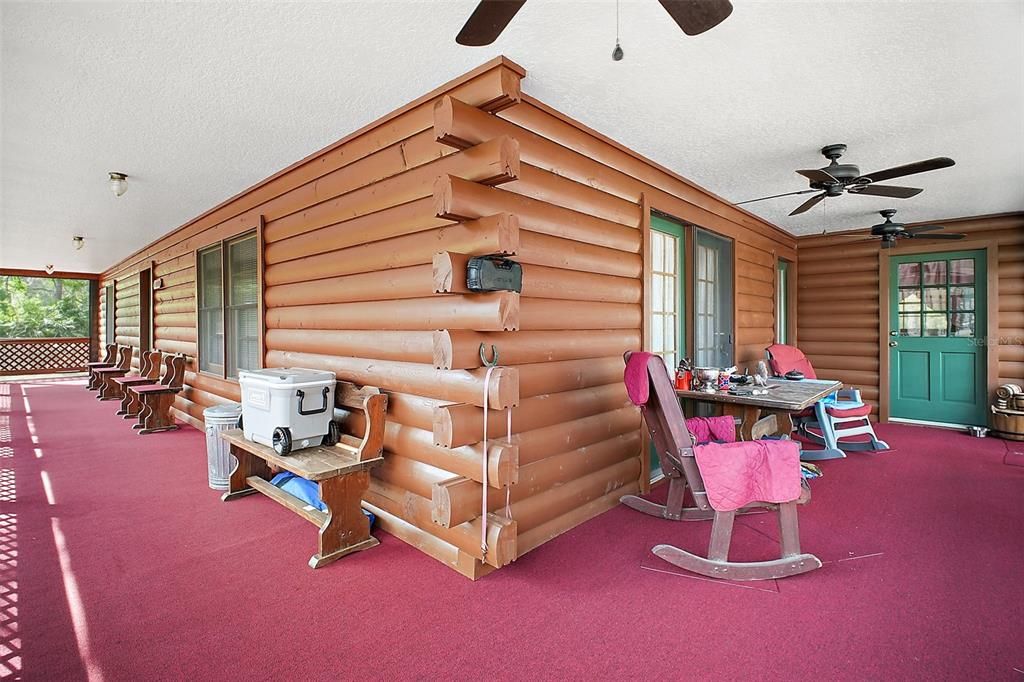 For Sale: $445,000 (3 beds, 2 baths, 1943 Square Feet)